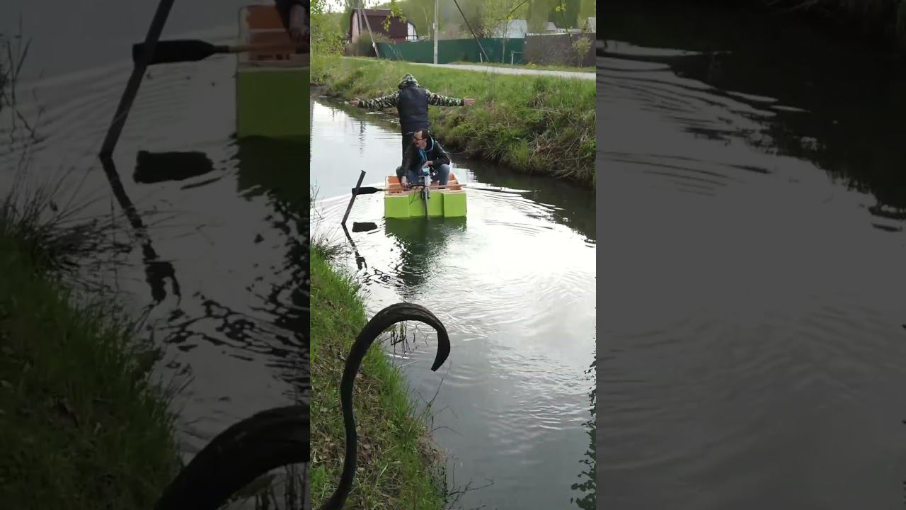 Ушли в закат на лодке из пенопласта смотреть онлайн