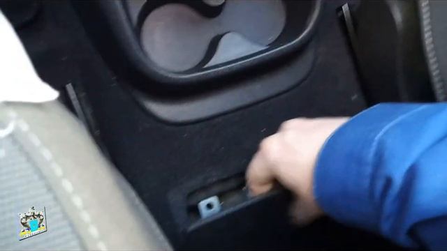 Расположение OBD разъема - Renault Grand Scenic 1.9d смотреть онлайн