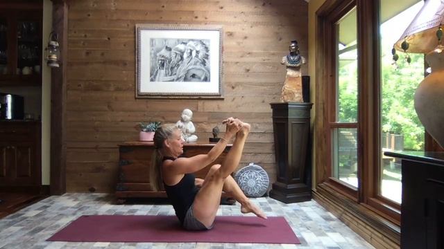 Yoga and Pilates For a Strong Core ? Stand Taller Better Balance Feel Your Best смотреть онлайн