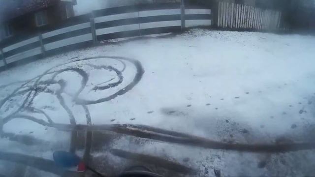 покатушка на скутере зимой дрифт и стант смотреть онлайн