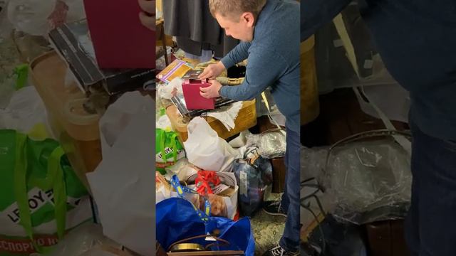 На складе старых вещей смотреть онлайн
