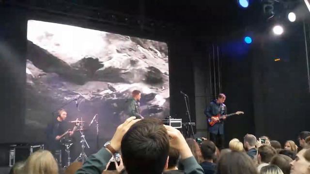 Motorama (2017-07-14 СПб Новая Голландия) смотреть онлайн