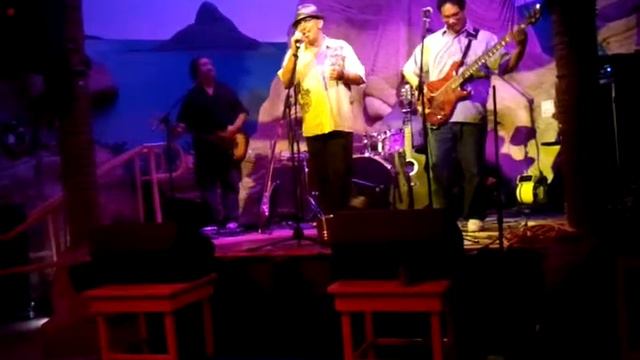 Open Arms- Mark, Clayton, Daryl, Conrad at Jimmy Buffet's Honolulu смотреть онлайн