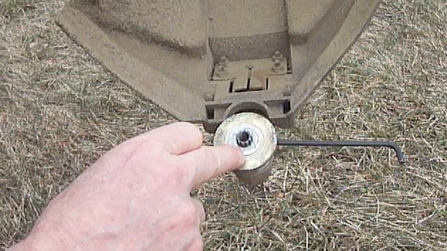 How To Turn A Weed Eater Into A Brush Cutter! смотреть онлайн