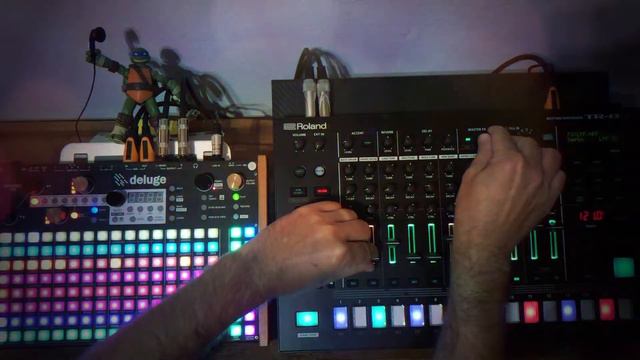 Synthsrom deluge, Roland TR-8S, Korg minilouge xd - peaceful beats: FEELS LIKE смотреть онлайн