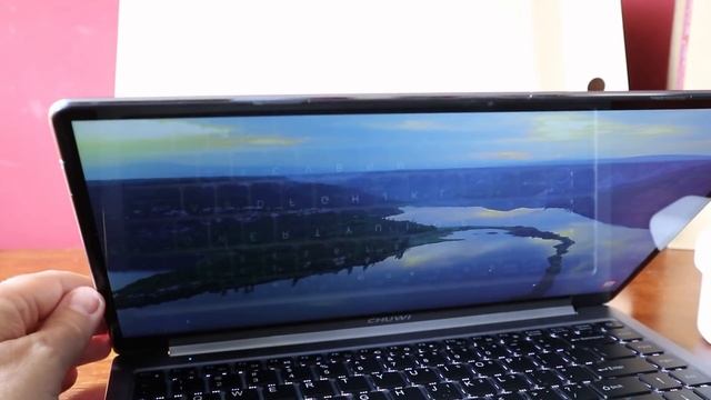 Chuwi Lapbook Pro unboxing: quién puede competir con estos marcos? смотреть онлайн