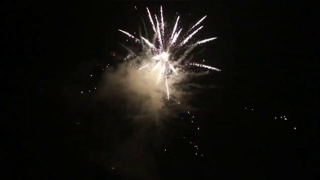 Новогодний салют 2022 года☃️ смотреть онлайн