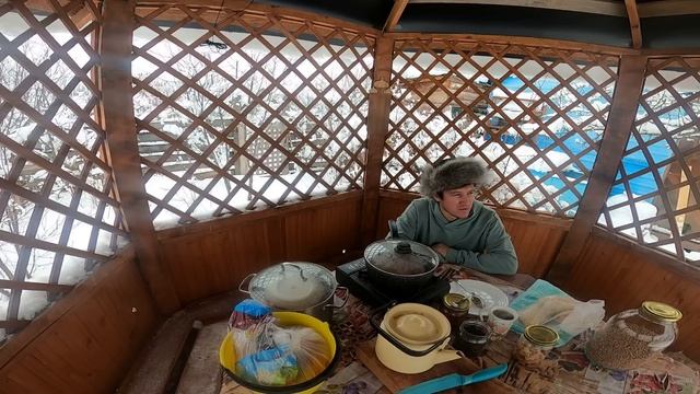 МОЯ ЖИЗНЬ В ДЕРЕВНЕ #РОССИИ НА Урале МОЯ ЗАИМКА НА Урале #один в деревне ЗИМОЙ смотреть онлайн