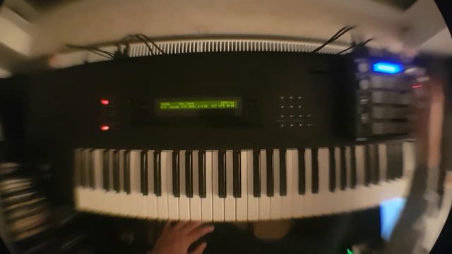 KORG M1 X MPC 500: Dawless Jam With The 90s Legend
