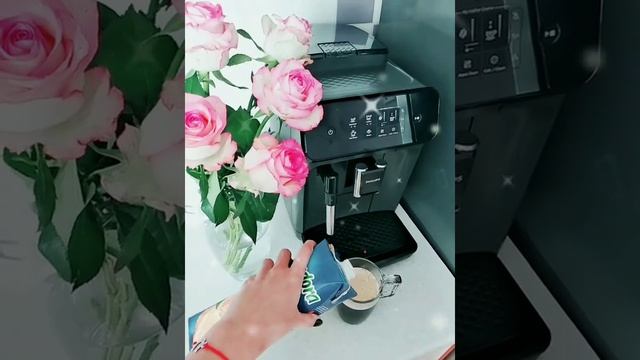 Кавомашина PHILIPS Series 1200 EP1224/00 смотреть онлайн