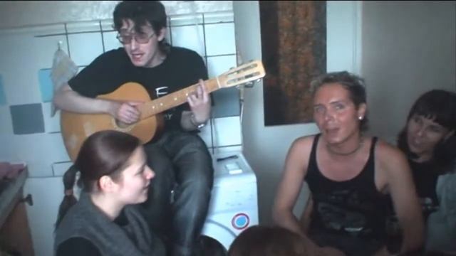 Андриан и группа "Белая Ворона" - "Иди домой" (акустическая версия) смотреть онлайн