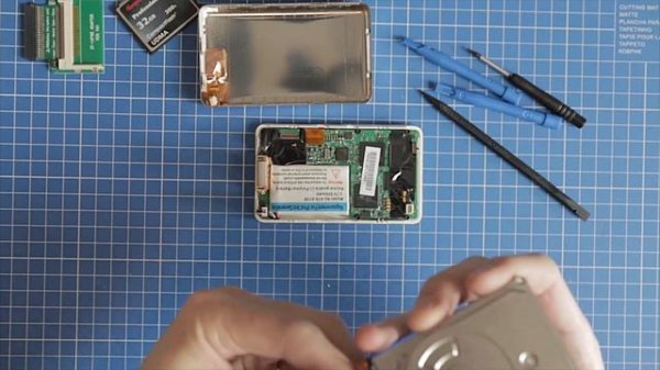 [English] HOW TO Replace iPod 3 Gen Battery and Change HDD to Compact Flash DIY Repair