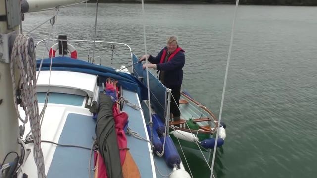 Honda 2.3 hp air cooled outboard 4 tonne boat смотреть онлайн