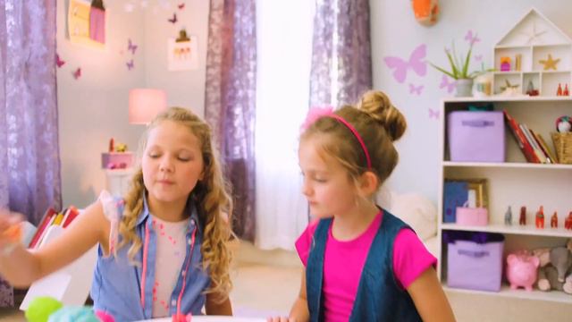 LUNA PETUNIA Figures and Playsets - Available in the UK Exclusively at Smyths Toys Superstore смотреть онлайн
