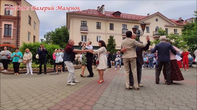 Обожаю наши танцы, всем комфортно!!! смотреть онлайн