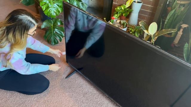 TCL 55" 4K UHD Android TV Unboxing & Set Up смотреть онлайн