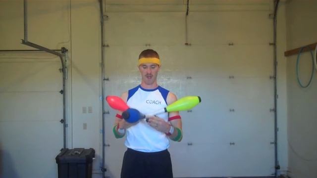 Learn the "Juggler's Hat" Trick (3-club juggling trick tutorial) смотреть онлайн
