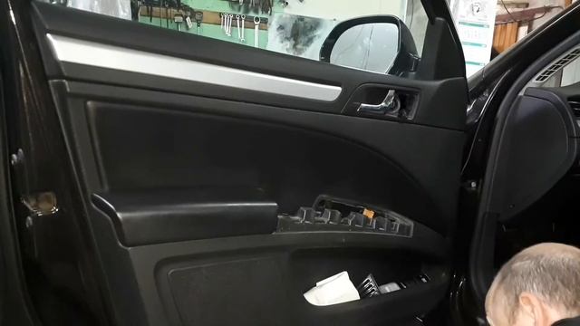 Skoda Superb снять дверную карту