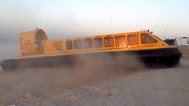 СВП вытаскивают на берег смотреть онлайн