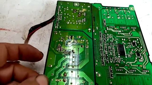 Samsung LE20S52BP Не включается. смотреть онлайн