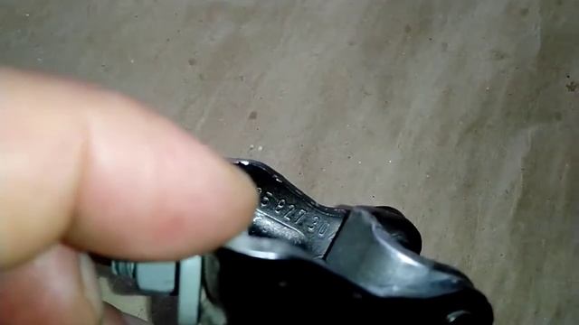 Петля двери багажника Skoda Octavia A5 1Z5827302C 1Z5827301C смотреть онлайн