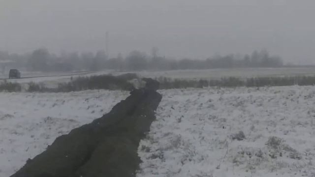 Траншеекопатель. Бара ЭЦУ-150. Копаем зимой смотреть онлайн