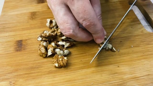 ПРАЗДНИЧНЫЙ САЛАТ НА ДЕНЬ РОЖДЕНИЯ!! ПРОСТОЙ И ВКУСНЫЙ РЕЦЕПТ! смотреть онлайн