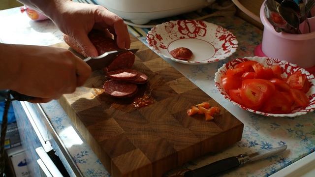 Кухонный тест ножей из разных сталей смотреть онлайн