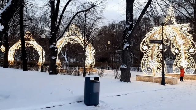 Новогодняя Москва 2022. Путешествие в Рождество. Парк Горького смотреть онлайн