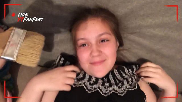 \Когда сестра решила пощекотать ушко\ /Полная ржака\ смотреть онлайн
