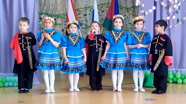 У моей России Г. Струве. Исполняют дети дошкольного возраста смотреть онлайн