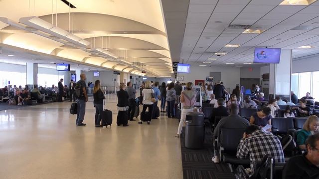 A 4K Tour of Houston's George Bush Intercontinental Airport (IAH) смотреть онлайн