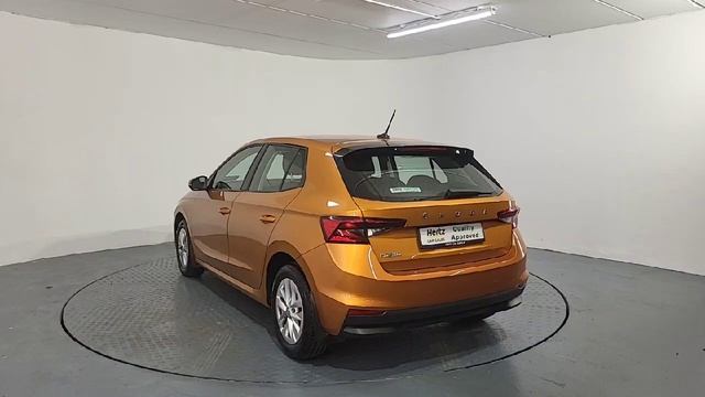 221WX2370 - 2022 Skoda Fabia Ambition 1.0 Petrol Manual RefId: 423927 смотреть онлайн