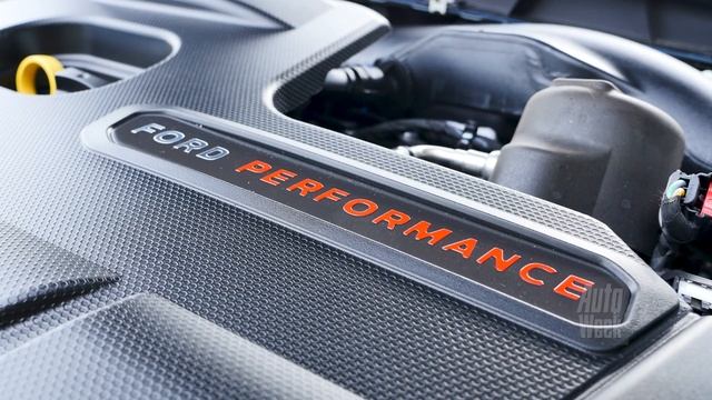 Ford Focus ST vs. Hyundai i30 N - Autoweek dubbeltest - English subtitles смотреть онлайн