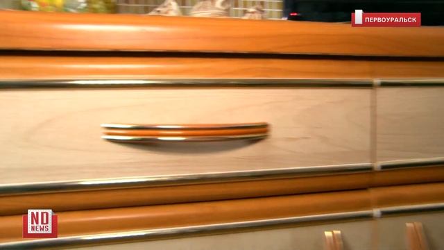 Владелица трех фирм оставила без денег, путевок и мебели несколько десятков уральцев смотреть онлайн