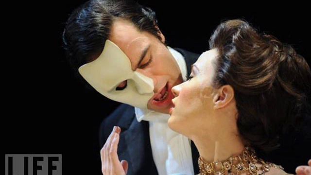 Ramin Karimloo - Maria смотреть онлайн