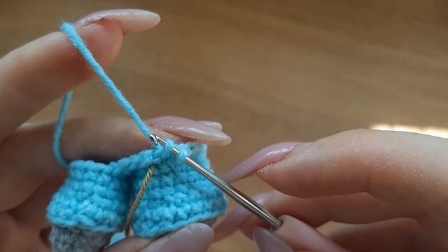 Заяц Побегаец Игрушка связанная крючком Часть 2 смотреть онлайн