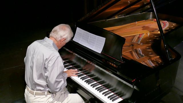 Beethoven: Moonlight Sonata & Improvisation by Werner Elmker, piano [HQ] смотреть онлайн