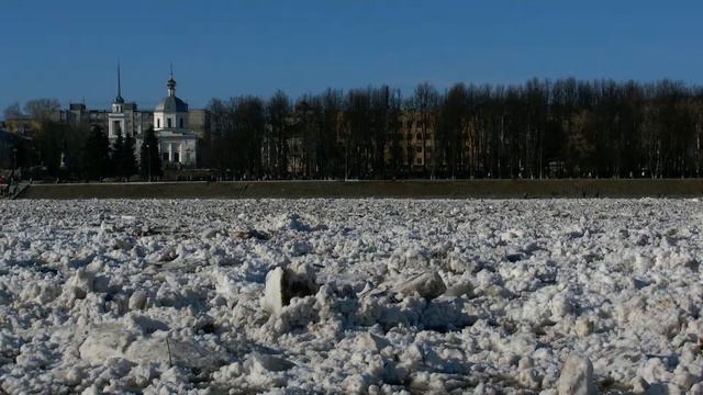Ледоход на Волге. Тверь. 16.04.2013
