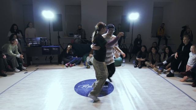 Язык тела 2021. BATTLE HOUSE Semifinal. Рыба vs Jigaboo смотреть онлайн