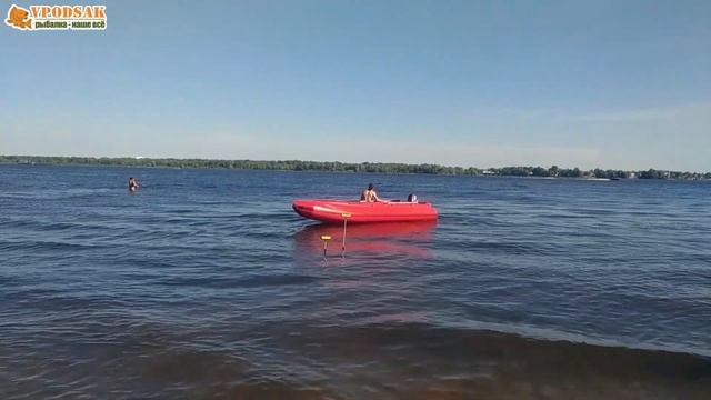 Покатушки на моторной лодке выходного дня