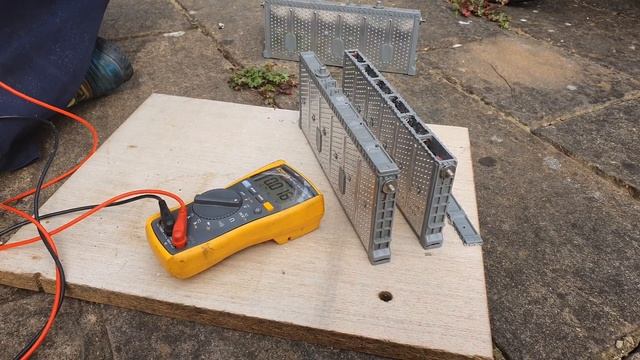 Toyota Prius. Попытка оживления ВВБ.Часть I смотреть онлайн