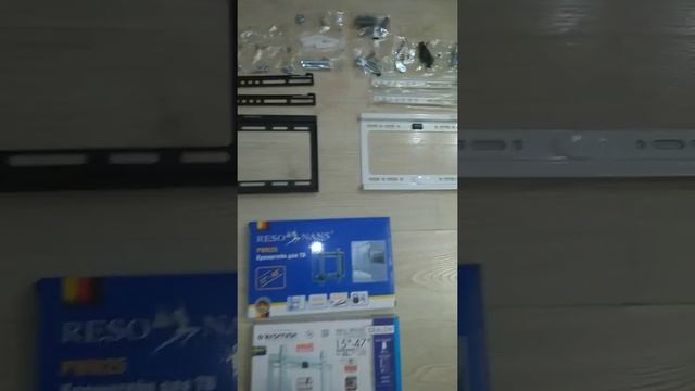 Обзор-сравнение кронштейнов для телевизоров Resonans PWH25 и Kromax Ideal 5 смотреть онлайн
