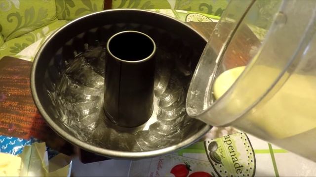 COOKING VLOG: Рецепт вкуснейшей шарлотки с яблоками. Дегустирует муж смотреть онлайн