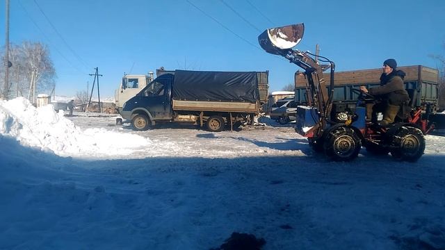 Работа погрузчика. смотреть онлайн