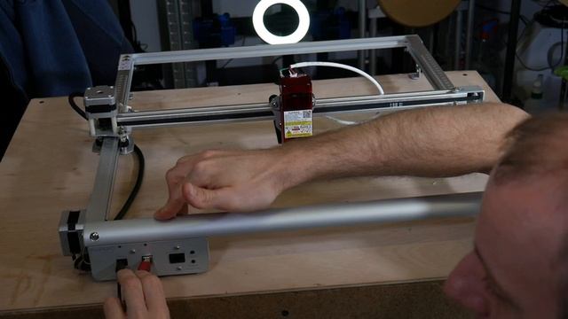 Aufero Laser 2 : Une Master 2 Pro Lite mais efficace смотреть онлайн