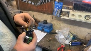 Самостоятельно меняем розетку для фаркопа прицепа. С проводами  ВОЛЬВА ХС 90