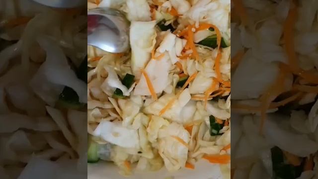 Салат из капусты с огурцами по-корейски смотреть онлайн
