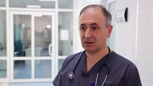 «Էրեբունի» ԲԿ ծննդատանը ծնվել է 580 գրամ քաշով աղջիկ смотреть онлайн