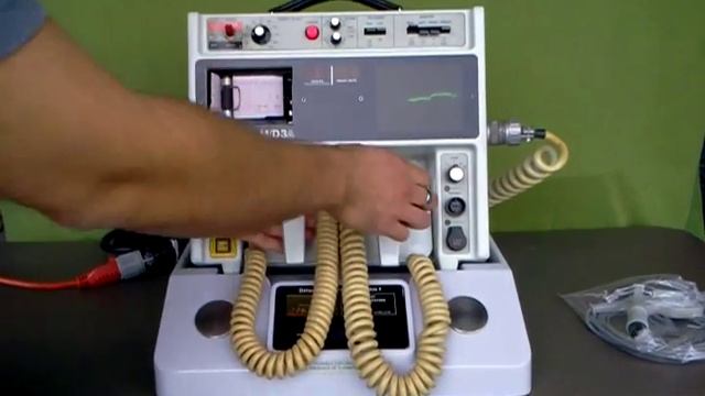 Datascope M/D3A Defibrillator смотреть онлайн